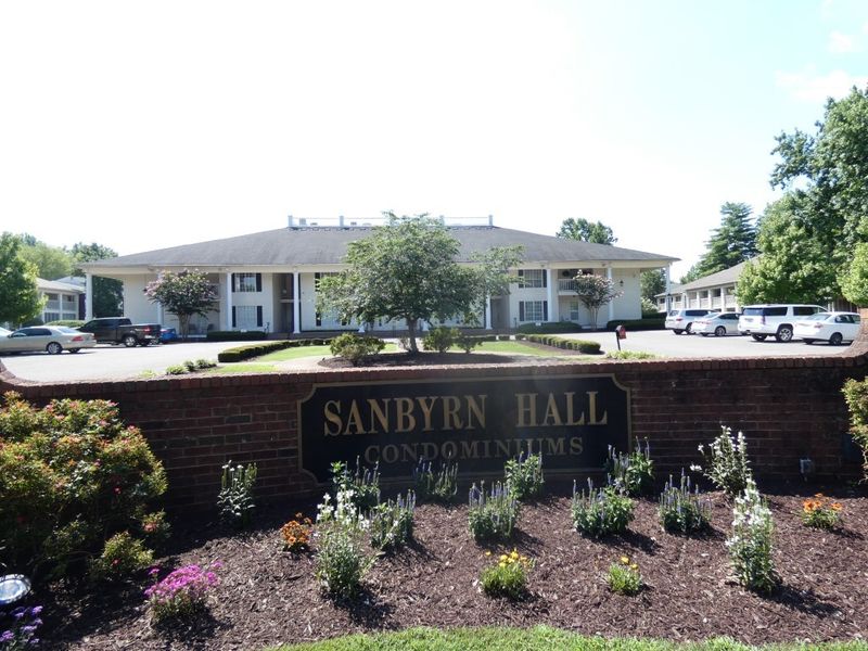 1280 Middle Tennessee Blvd #B-16, Murfreesboro, TN 37130