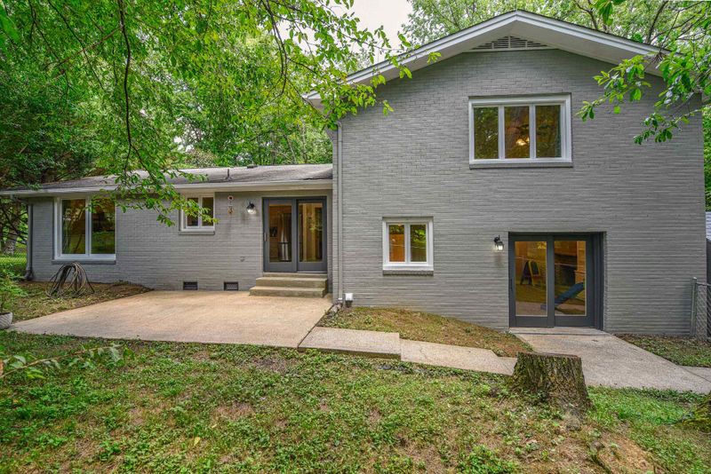 110 Lee Ct, Hendersonville, TN 37075