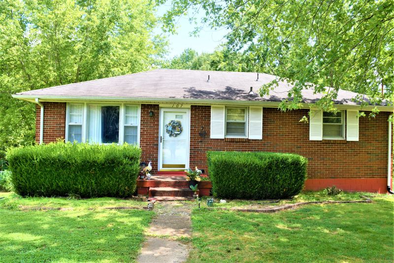 107 Krantz Ct, Ashland City, TN 37015