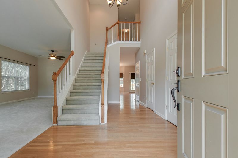 805 Deer Foot Ct, Nashville, TN 37221