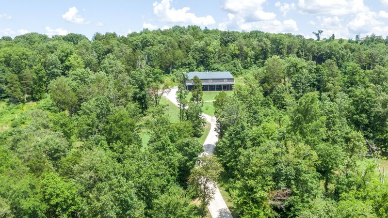 1372 Cliff Amos Rd, Spring Hill, TN 37174
