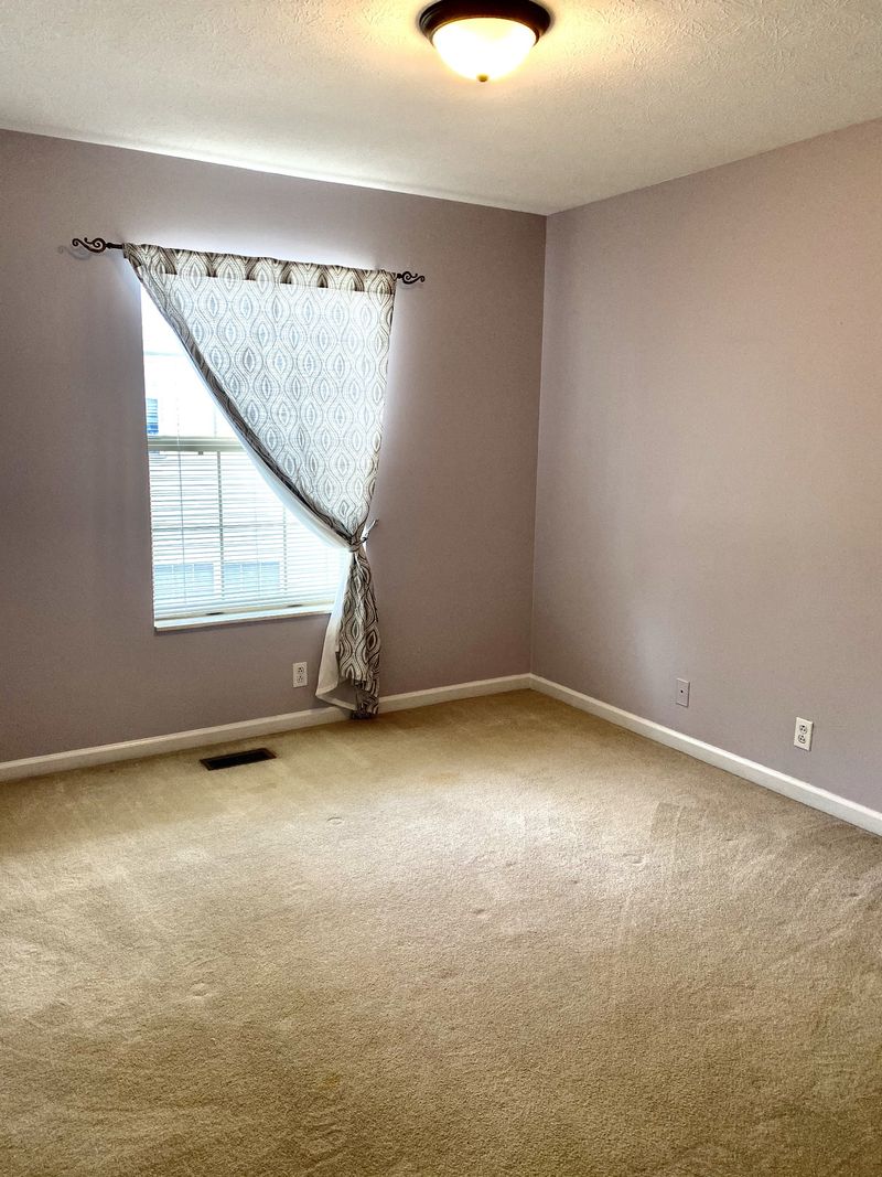 105 Harbortowne Dr, Hendersonville, TN 37075