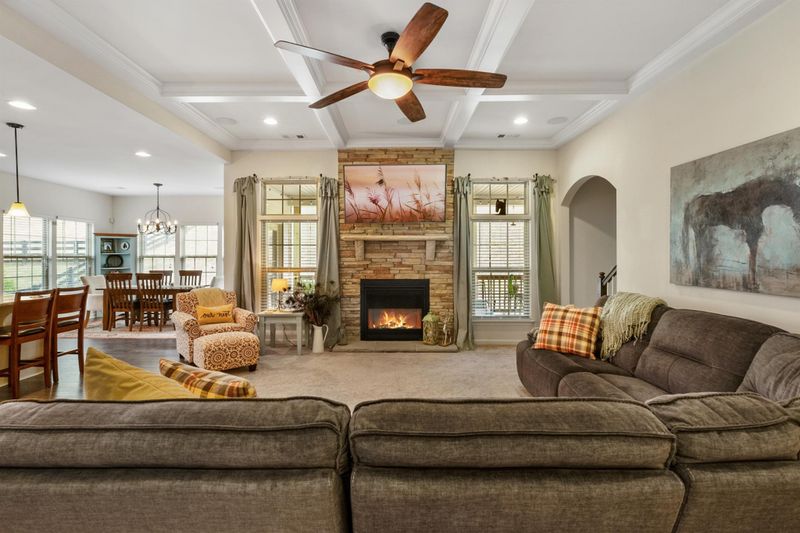 6777 Pleasant Gate Ln, College Grove, TN 37046