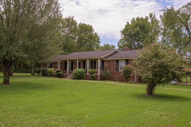 3743 Couchville Pike, Hermitage, TN 37076
