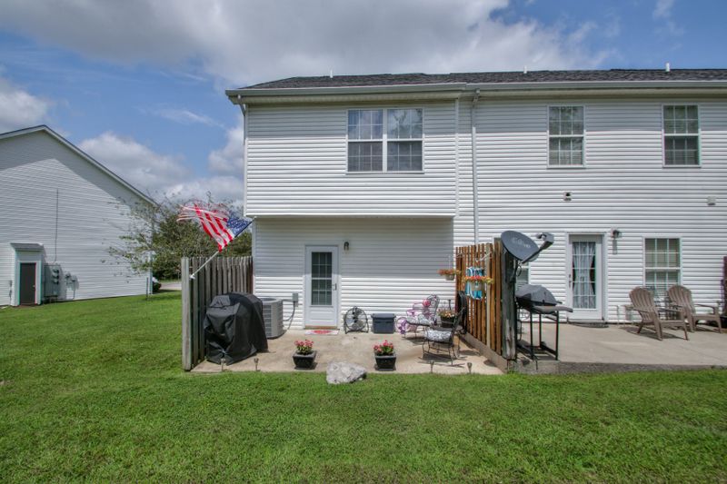 4006 Clinton Ln, Spring Hill, TN 37174
