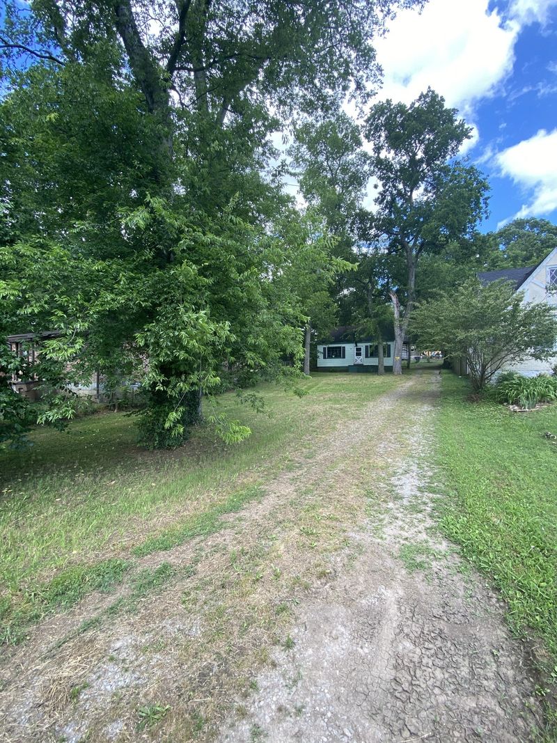 1305 Lischey Ave, Nashville, TN 37207