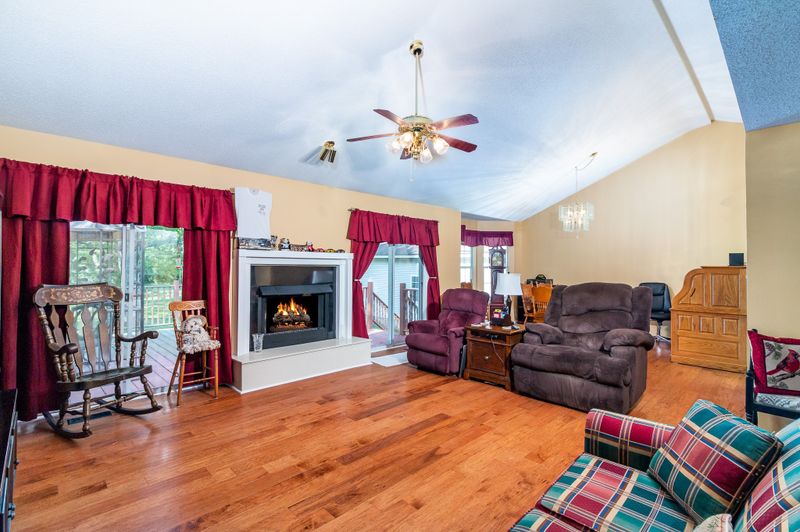 2083 Tice Dr, Culleoka, TN 38451