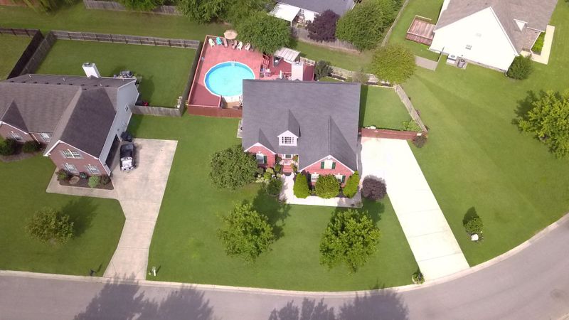 1736 Potters Ct, Murfreesboro, TN 37128