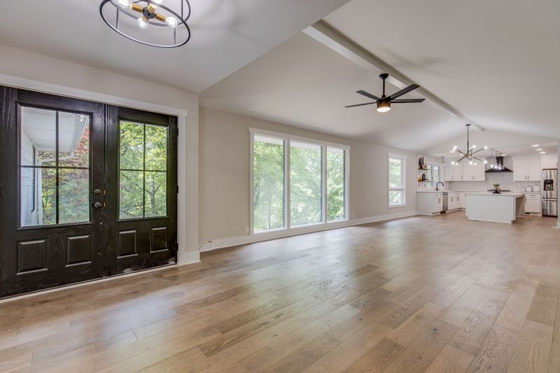 4604 Mountainview Dr, Nashville, TN 37215