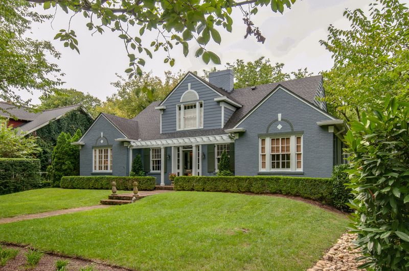 1611 18th Ave S, Nashville, TN 37212