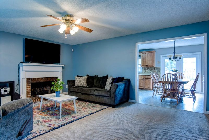 1319 Cason Trl, Murfreesboro, TN 37128