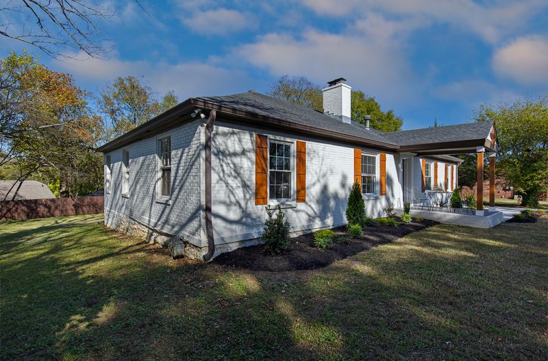 304 Due West Ave, Madison, TN 37115