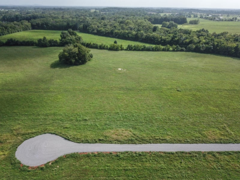 9715 Midland Rd, Bell Buckle, TN 37020