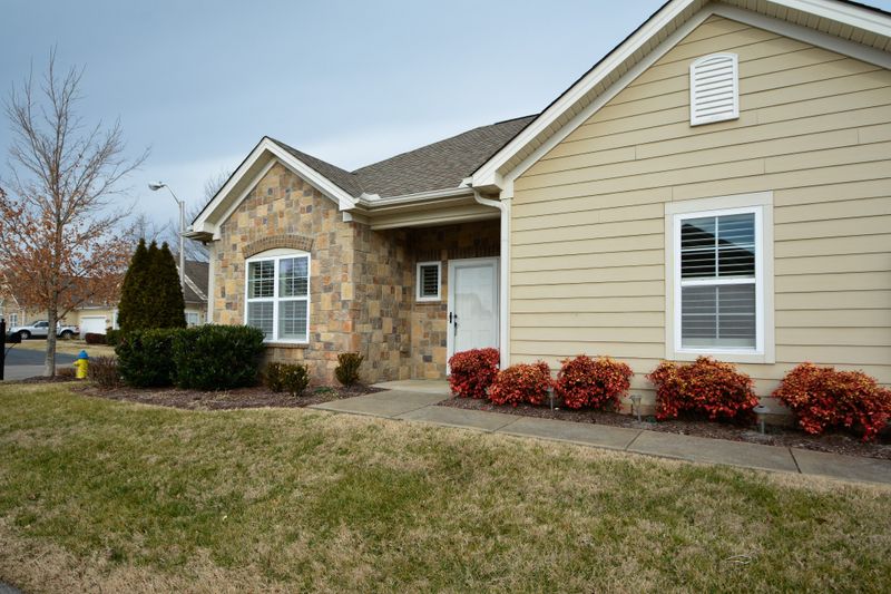2329 Bridgeway St, Murfreesboro, TN 37128
