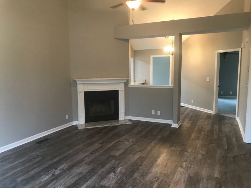 113 Oak Leaf Ct, Hendersonville, TN 37075