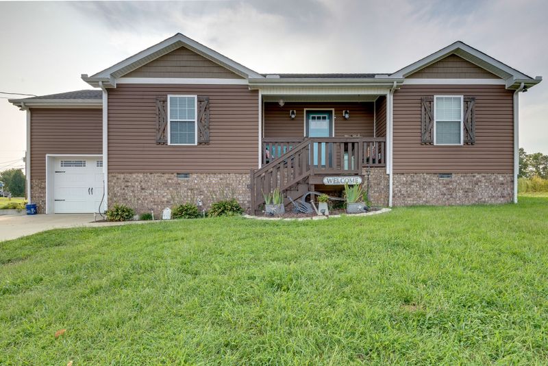 106 Carriage Way, White Bluff, TN 37187