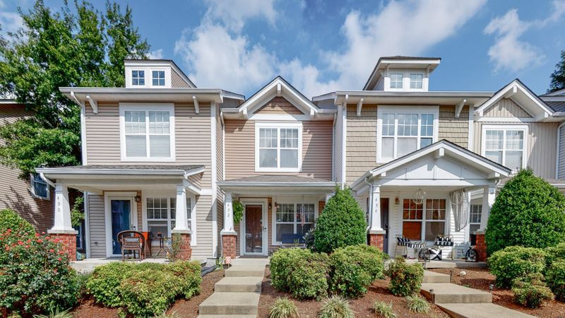 452 Flintlock Ct, Nashville, TN 37217