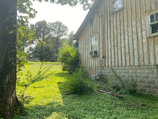 820 Pond Rd, Dickson, TN 37055