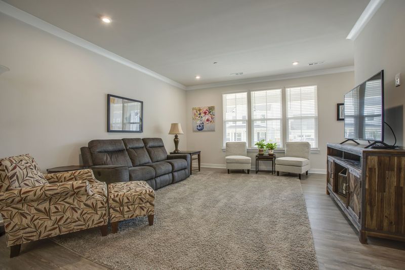 1097 Oglethorpe Dr, Franklin, TN 37064