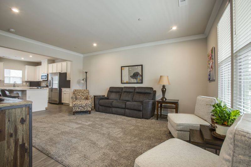 1097 Oglethorpe Dr, Franklin, TN 37064