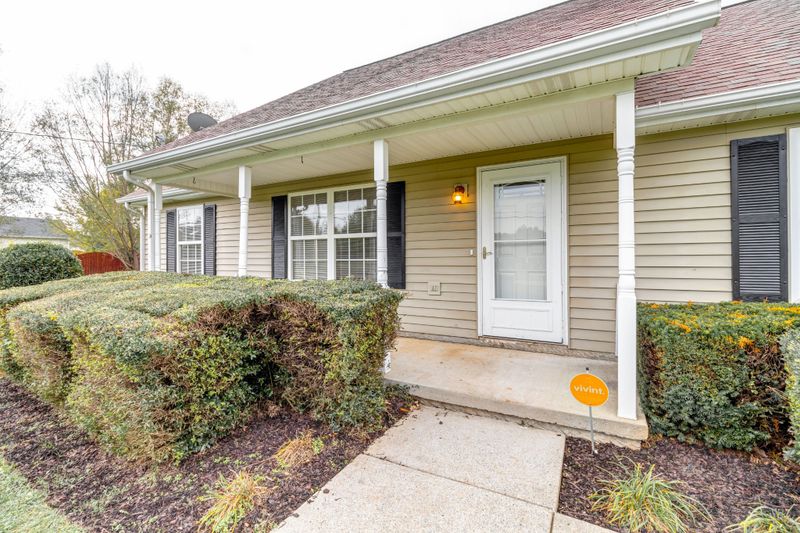 105 Ziffell Dr, Murfreesboro, TN 37128