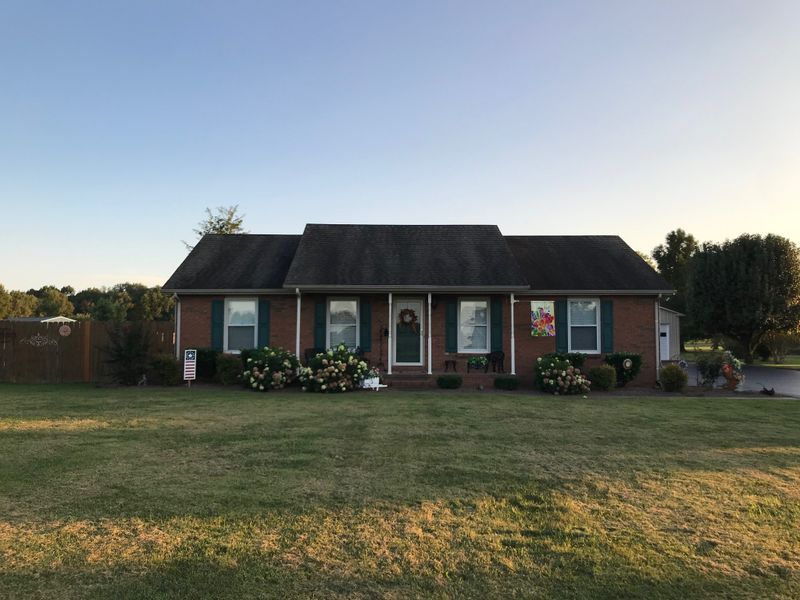 4983 Hyde Rd, Springfield, TN 37172