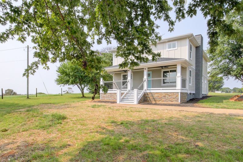 5755 Highway 41 N, Cedar Hill, TN 37032