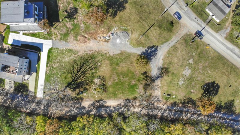 6110 Hill Cir, Nashville, TN 37209