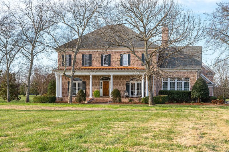 110 Coldstream Rd, Murfreesboro, TN 37127