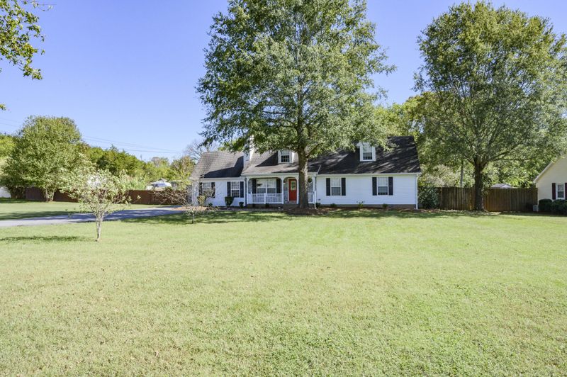 10168 Roanoke Dr, Murfreesboro, TN 37129