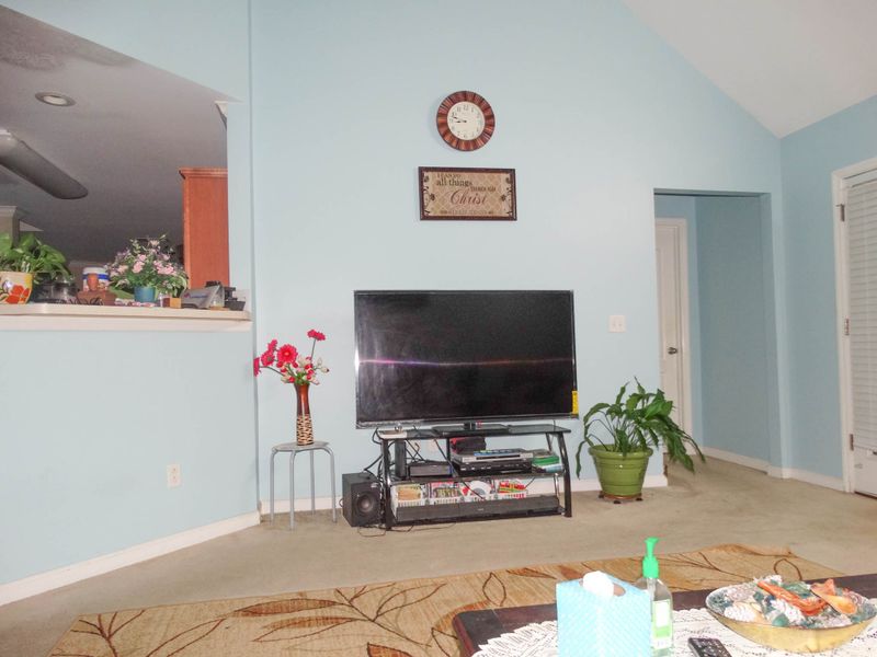 1420 Saint Edmonds Ct, Smyrna, TN 37167