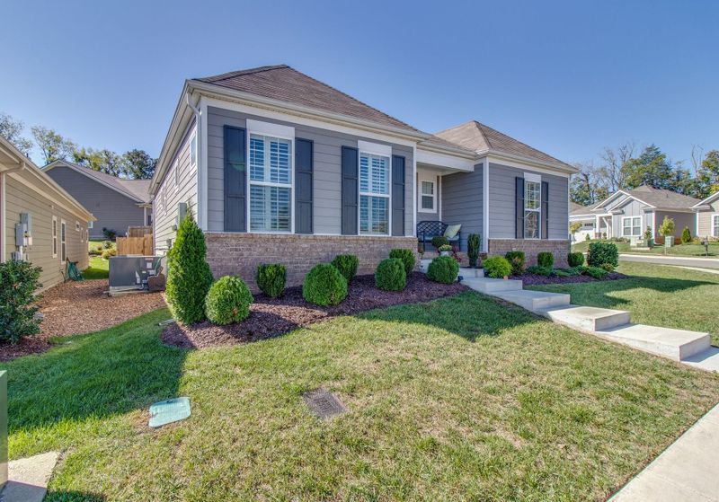 2541 Hanover Dr, Columbia, TN 38401