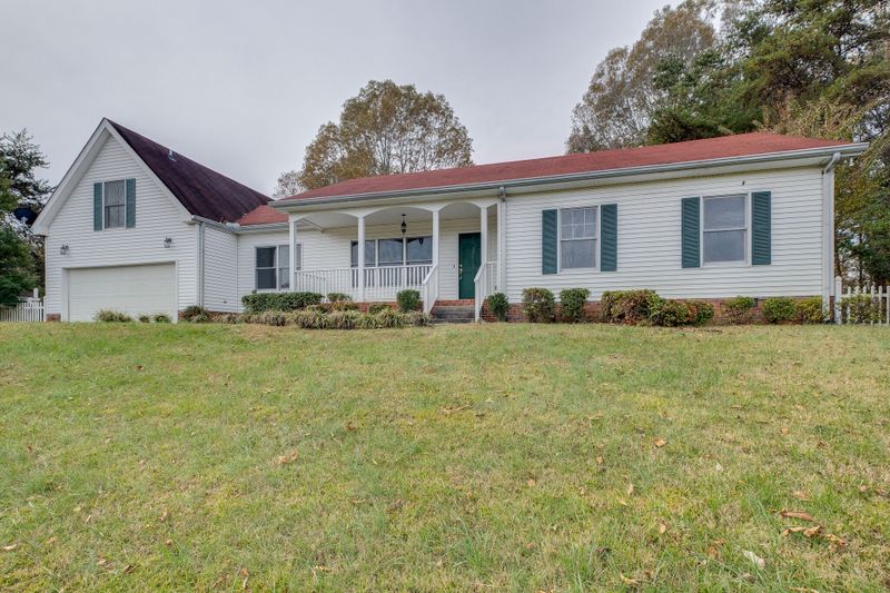 1114 Spring Creek Rd, Chapmansboro, TN 37035