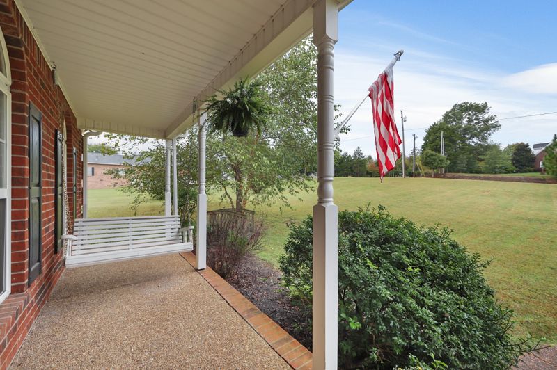 1400 Camp Ravine Rd, Burns, TN 37029