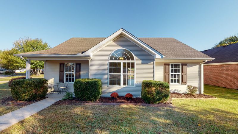 1435 Rochester Dr, Murfreesboro, TN 37130