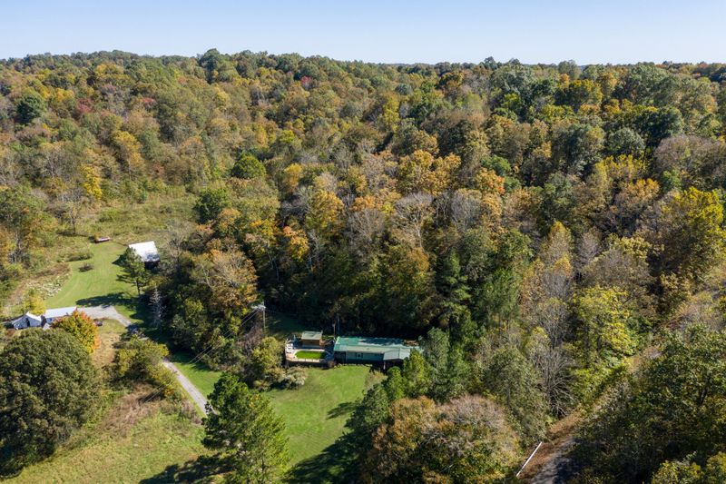 2844 Ragsdale Rd, Santa Fe, TN 38482