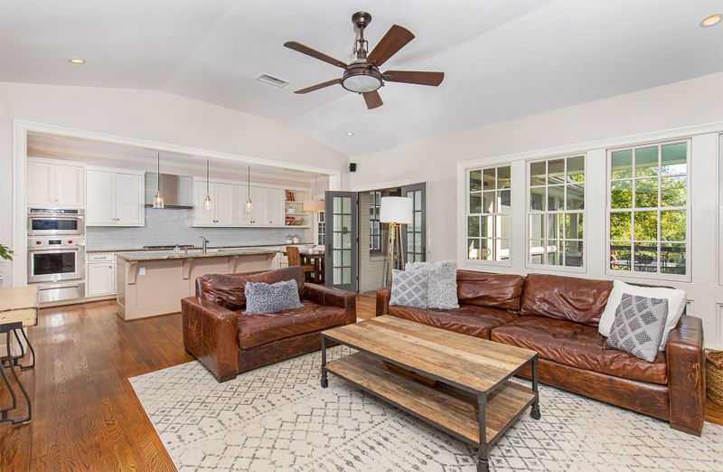 853 Glendale Ln, Nashville, TN 37204