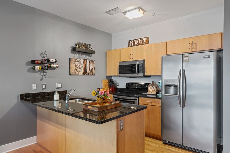 817 3rd Ave N #307, Nashville, TN 37201