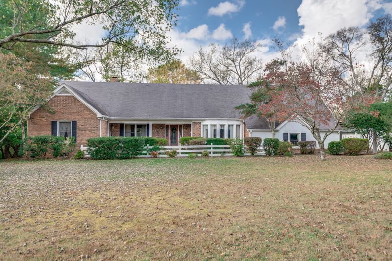 106 Gilbert Dr, Franklin, TN 37064