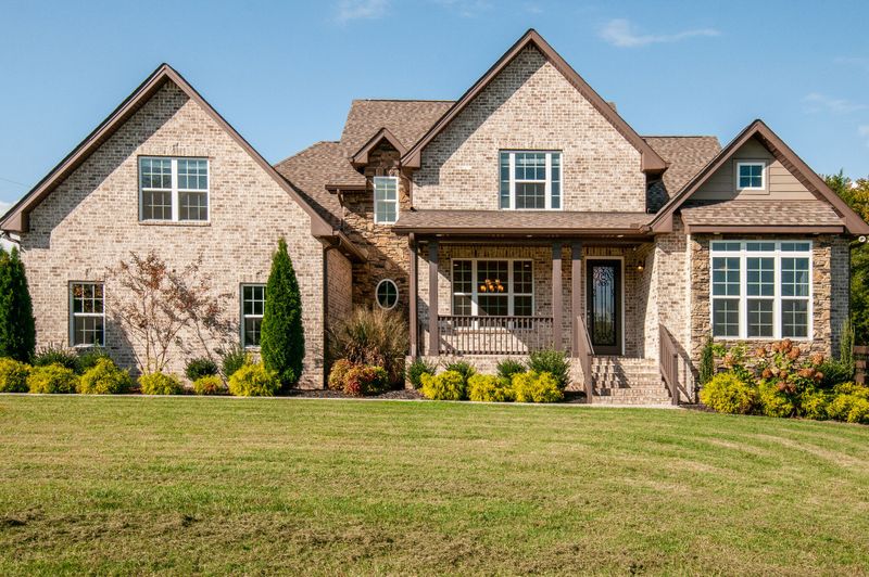 20 Moss Dr, Mount Juliet, TN 37122