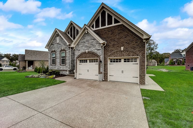 2509 Arbor Pointe Cv, Hermitage, TN 37076