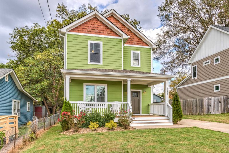 2211 Elliott Dr, Old Hickory, TN 37138