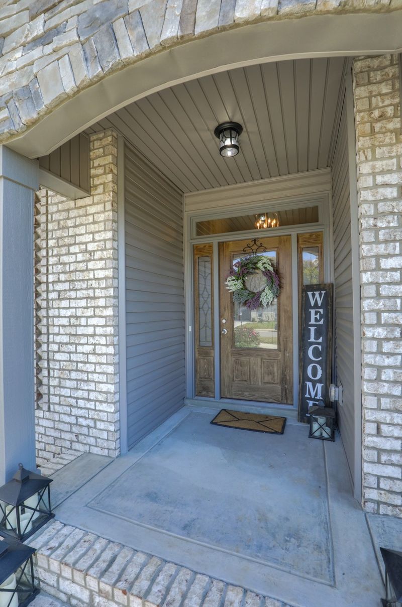6078 Blacksmith Dr, Pleasant View, TN 37146