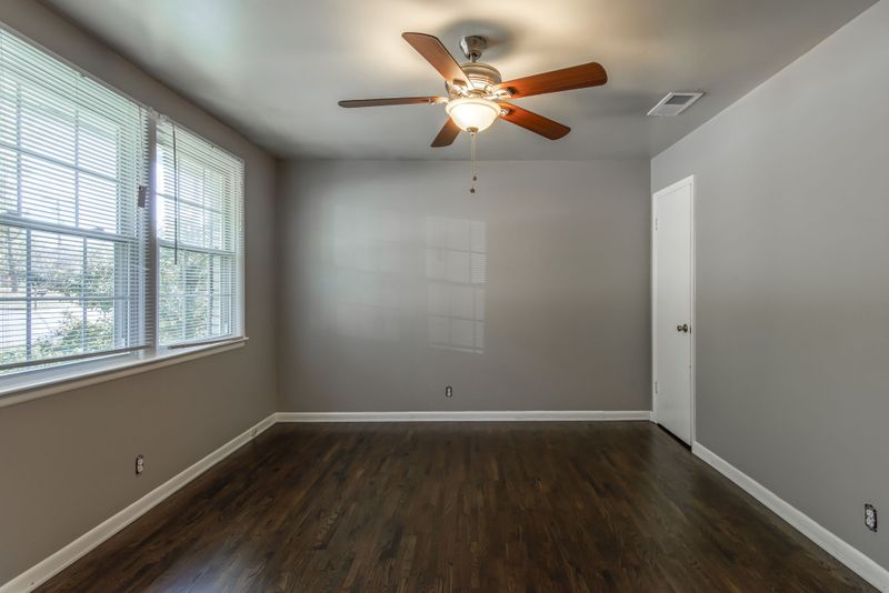 647 Hicks Rd, Nashville, TN 37221