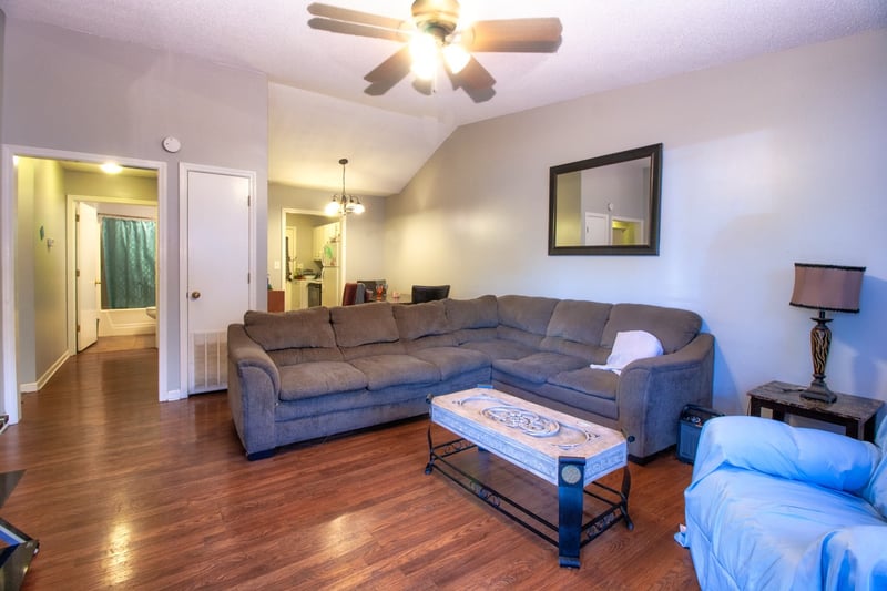 2548 Oak Hill Dr, Murfreesboro, TN 37130