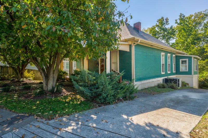 111 Chapel Ave, Nashville, TN 37206