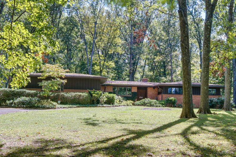 413 Powder Mill Rd, Nashville, TN 37205