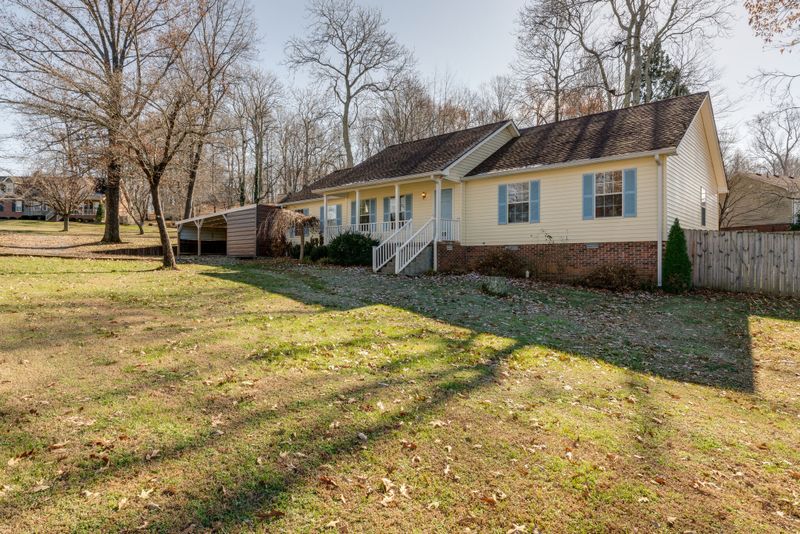 302 Timberlake Dr, Springfield, TN 37172