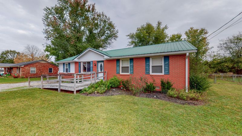 807 Double Springs Rd, Murfreesboro, TN 37127