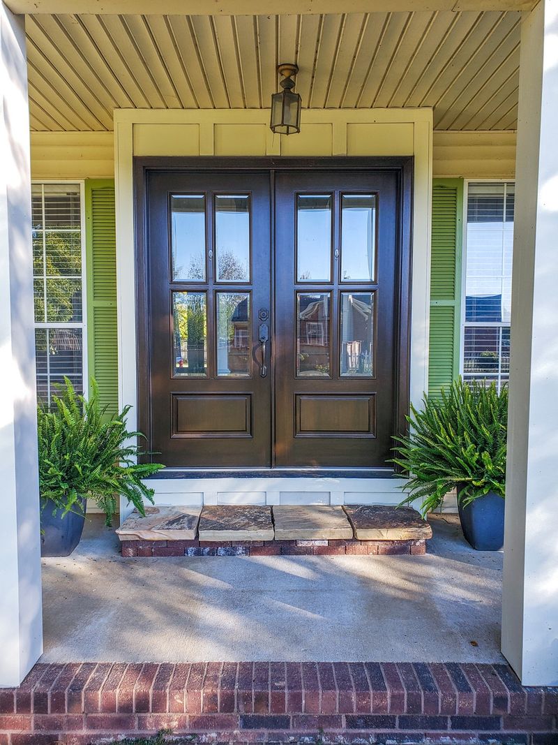 2018 Saddlebrook Dr, Murfreesboro, TN 37129